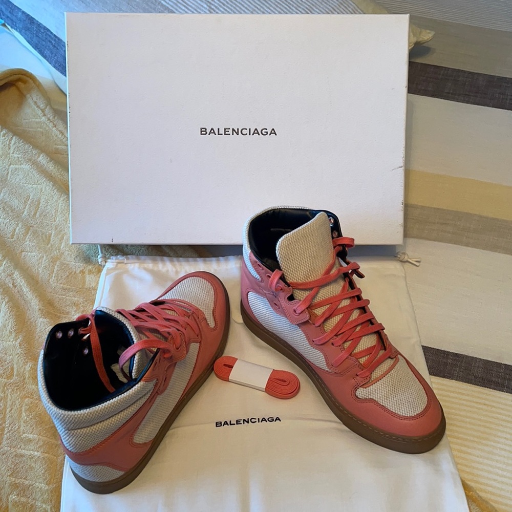 Balenciaga Sneakers (women’s)